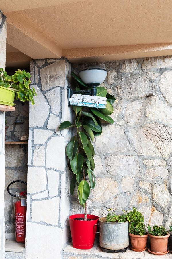 Apartmani Kamena Ruza Budva Zewnętrze zdjęcie