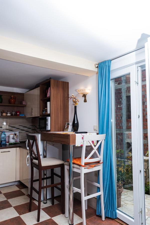 Apartmani Kamena Ruza Budva Zewnętrze zdjęcie