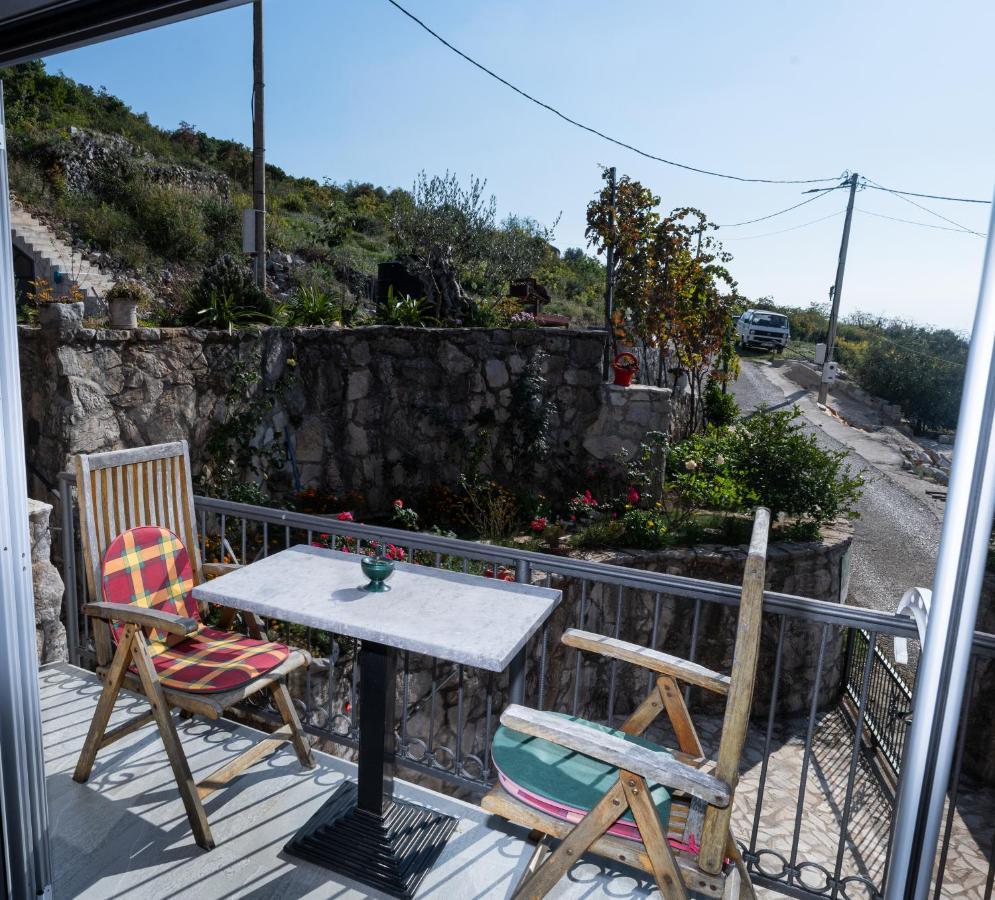 Apartmani Kamena Ruza Budva Zewnętrze zdjęcie